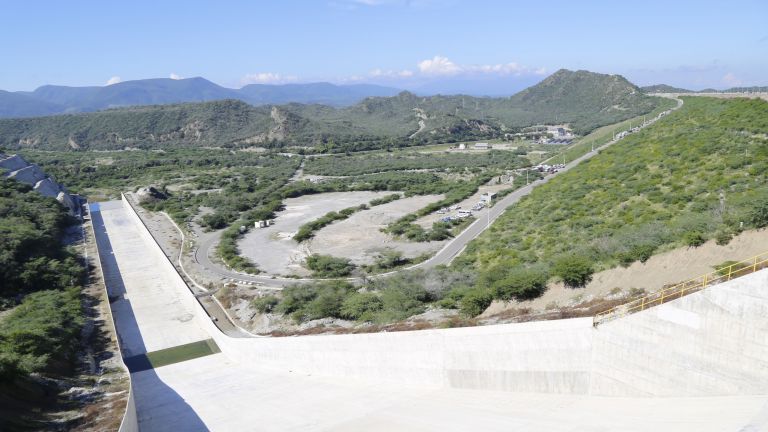 El presidente Danilo Medina entregó hoy la recién rehabilitada presa de Sabana Yegua. 