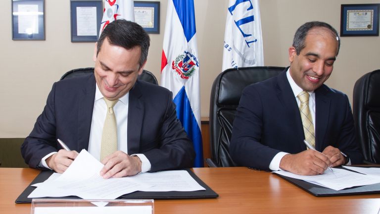 CEI-RD e ITLA firman acuerdo para potenciar exportaciones y generar inversiones