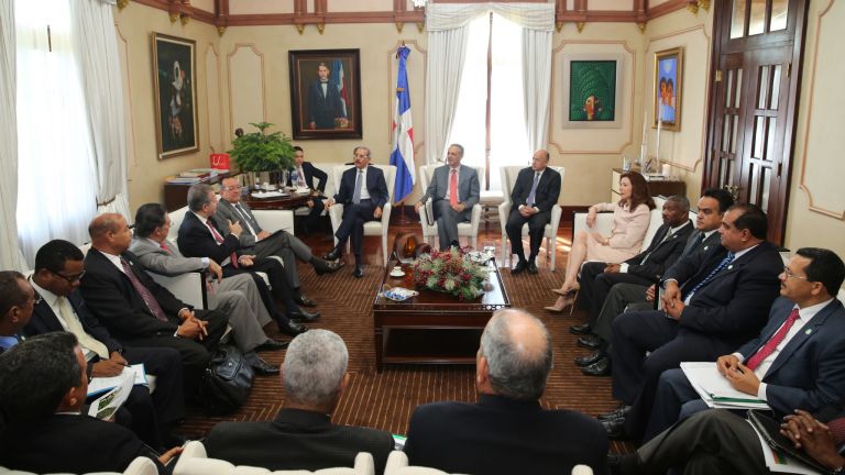 Presidente Danilo Medina encabeza reunión